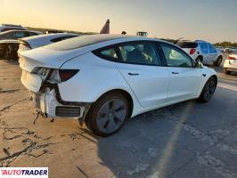 Tesla Model 3 2022