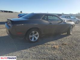 Dodge Challenger 2021 3