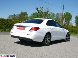 Mercedes E-klasa 2017 2.0 194 KM Mercedes E-klasa 2017 2.0 194 KM