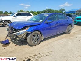 Hyundai Elantra - zobacz ofertę
