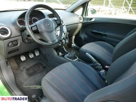 Opel Corsa 2011 1.4 100 KM