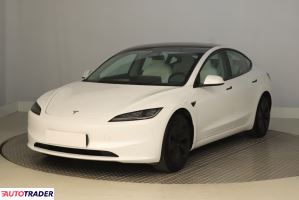 Tesla Model 3 2023 278 KM