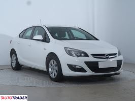 Opel Astra 2019 1.4 138 KM