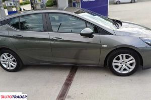 Opel Astra 2018 1.6 3390 KM