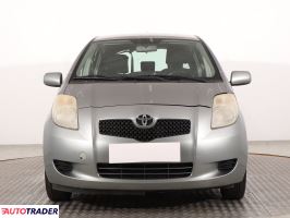 Toyota Yaris 2006 1.3 85 KM