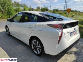 Toyota Prius 2017 1.8 122 KM