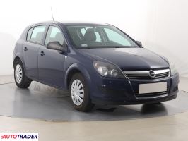 Opel Astra 2011 1.6 113 KM