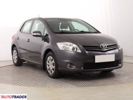 Toyota Auris 2013 1.3 97 KM
