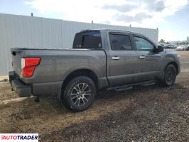 Nissan Titan 2021 5