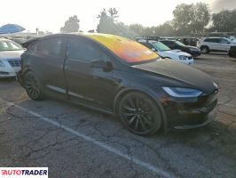 Tesla Model X 2022