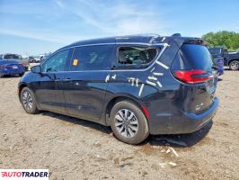 Chrysler Pacifica 2021 3