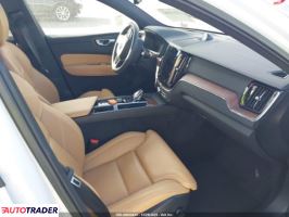 Volvo XC60 2023 2
