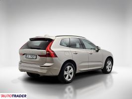 Volvo XC60 2023 2.0 197 KM