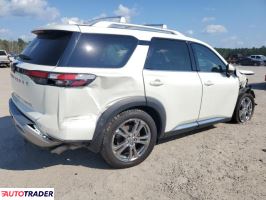 Nissan Pathfinder 2022 3