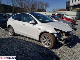 Tesla Model Y 2023 Tesla Model Y 2023