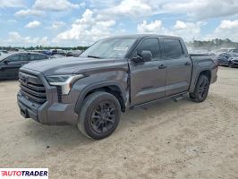 Toyota Tundra - zobacz ofertę