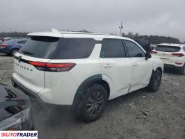 Nissan Pathfinder 2022 3