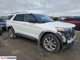 Ford Explorer 2021 3