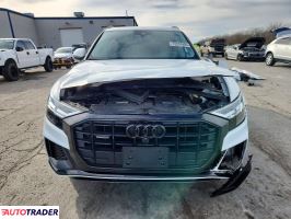 Audi Q8 2021 3