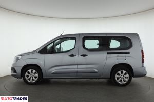 Opel Combo 2022 1.5 100 KM