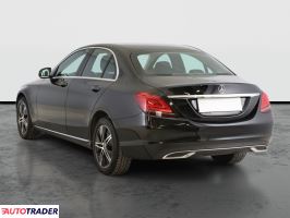 Mercedes C-klasa 2019 1.6 127 KM