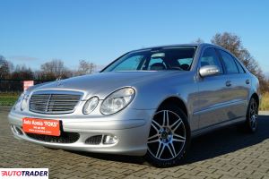 Mercedes E-klasa 2006 2.1 150 KM