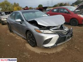 Toyota Camry 2019 3