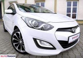 Hyundai i30 2012 1.4 100 KM