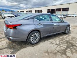 Nissan Altima 2025 2