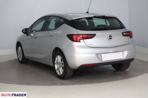 Opel Astra 2016 1.4 123 KM