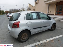 Toyota Yaris 2008 1.3 68 KM