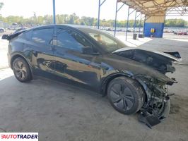 Tesla Model Y 2026