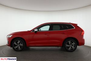 Volvo XC60 2019 2.0 187 KM