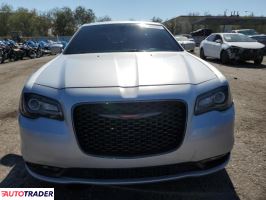 Chrysler 300C 2021 3