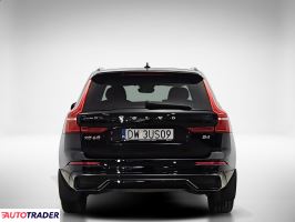 Volvo XC60 2022 2.0 197 KM