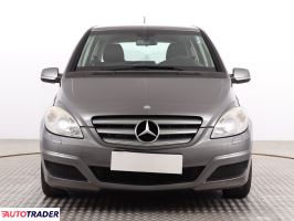 Mercedes B-klasa 2010 2.0 107 KM