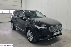 Volvo XC90 2018 2.0 235 KM