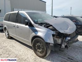 Dodge Grand Caravan 2018 3