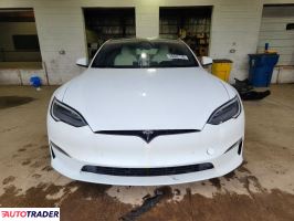 Tesla Model S 2021