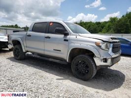 Toyota Tundra 2018 5