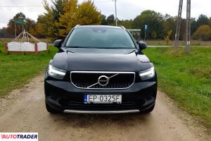 Volvo XC40 2018 2.0 150 KM Volvo XC40 2018 2.0 150 KM