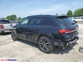 Audi Q7 2021 4
