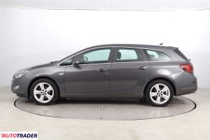 Opel Astra 2011 1.4 138 KM