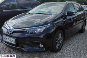 Toyota Auris 2018 1.8 99 KM