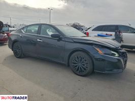 Nissan Altima 2025 2