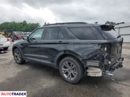 Ford Explorer 2022 2