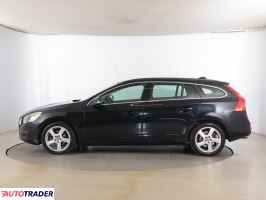 Volvo V60 2011 2.0 160 KM