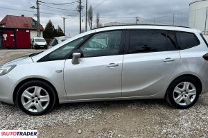 Opel Zafira 2015 1.4 140 KM