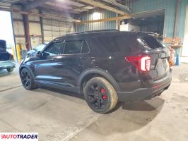Ford Explorer 2022 3