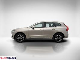Volvo XC60 2023 2.0 197 KM
